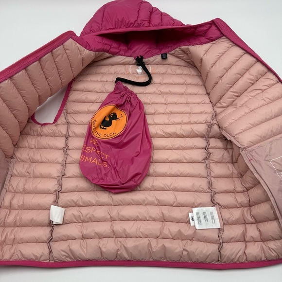 NWT SAVE THE DUCK Dia Giga 18 Fuchsia Lightweight Puffer Vest with Hood 2/M - Picture 9 of 16